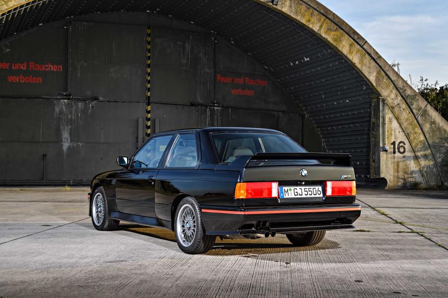  BMW M3 Sport Evolution (E30) 1990 года  (фото 24 из 55)